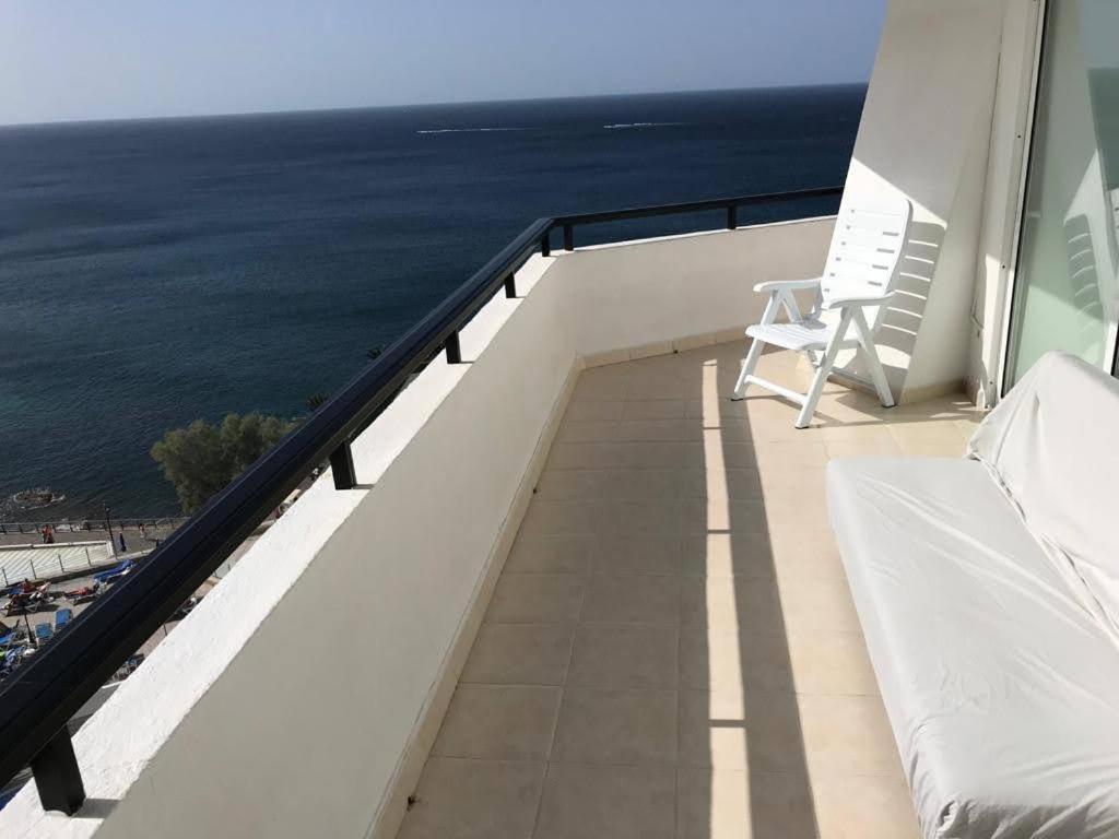 Cozy Apartment In The Center Of Costa Adeje On The 1St Coastline Екстериор снимка