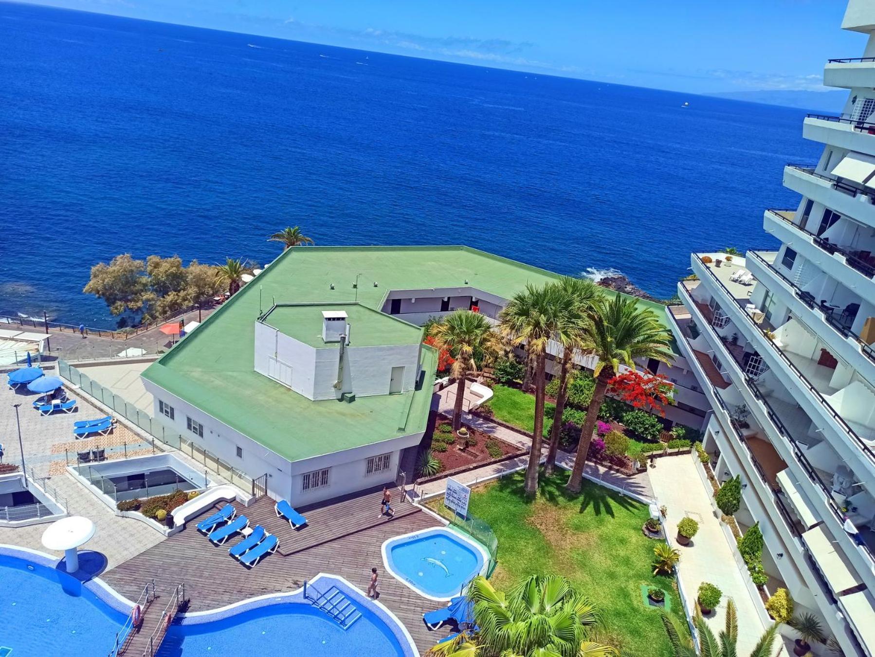 Cozy Apartment In The Center Of Costa Adeje On The 1St Coastline Екстериор снимка